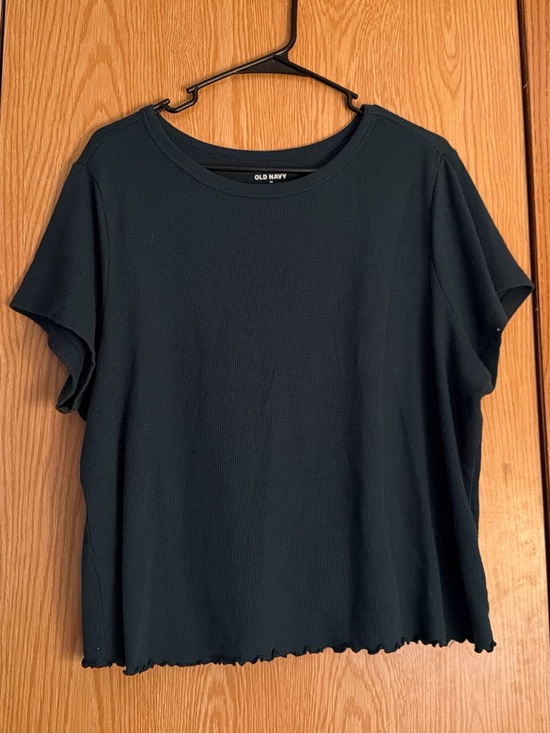 Old Navy Tops - Old Navy Black Short Sleeve Crewneck Top with Lettuce Hem